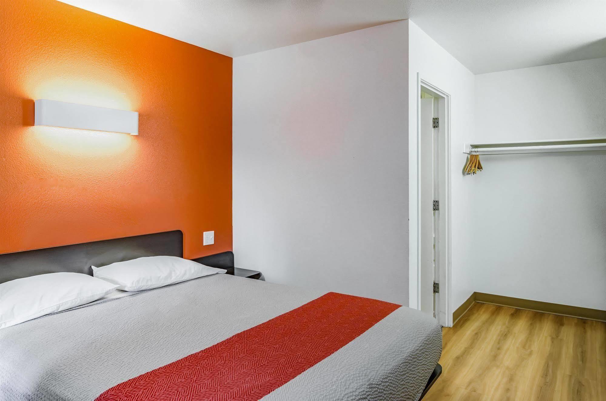 Motel 6-Portland, Or - グレシャム エクステリア 写真