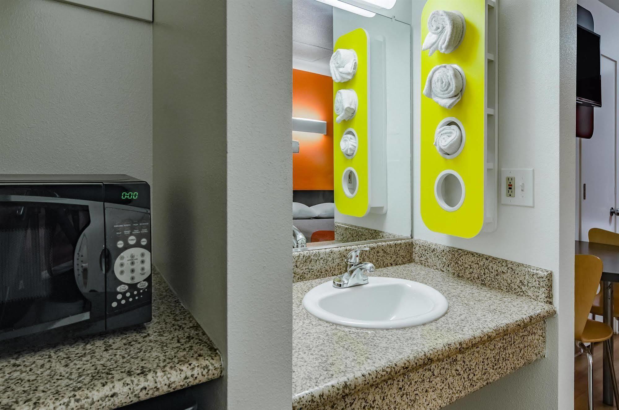 Motel 6-Portland, Or - グレシャム エクステリア 写真